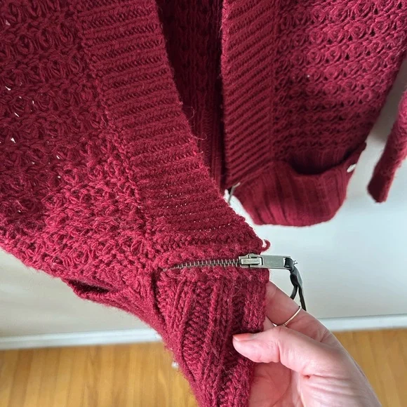 Point Zero Deep Red Knit Cardigan - Picture 5 of 5
